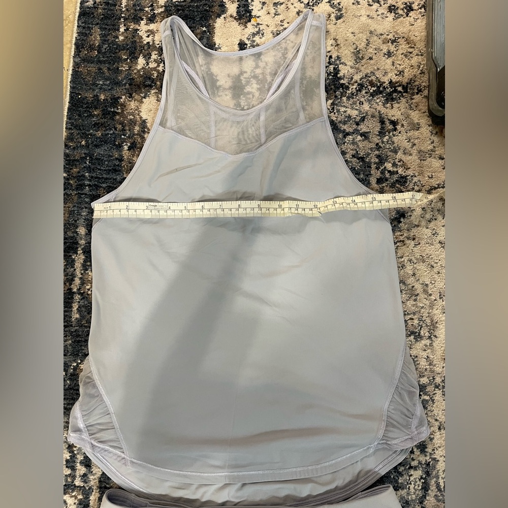 Lululemon 2 piece set size 6 - Picture 4 of 10